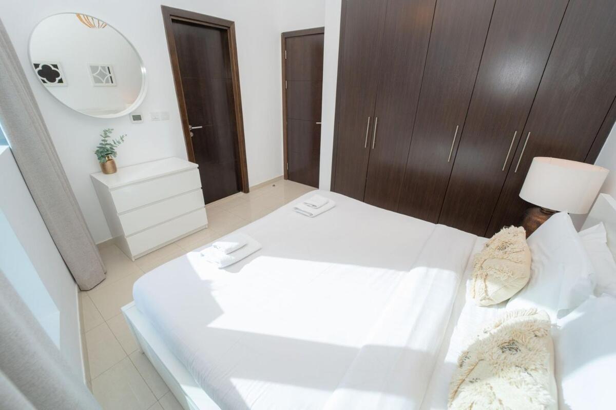 Aws Holiday Homes - Prime Apartment Near The Beach Dubai Exterior photo