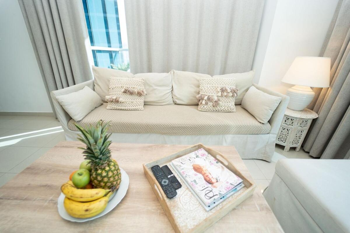 Aws Holiday Homes - Prime Apartment Near The Beach Dubai Exterior photo